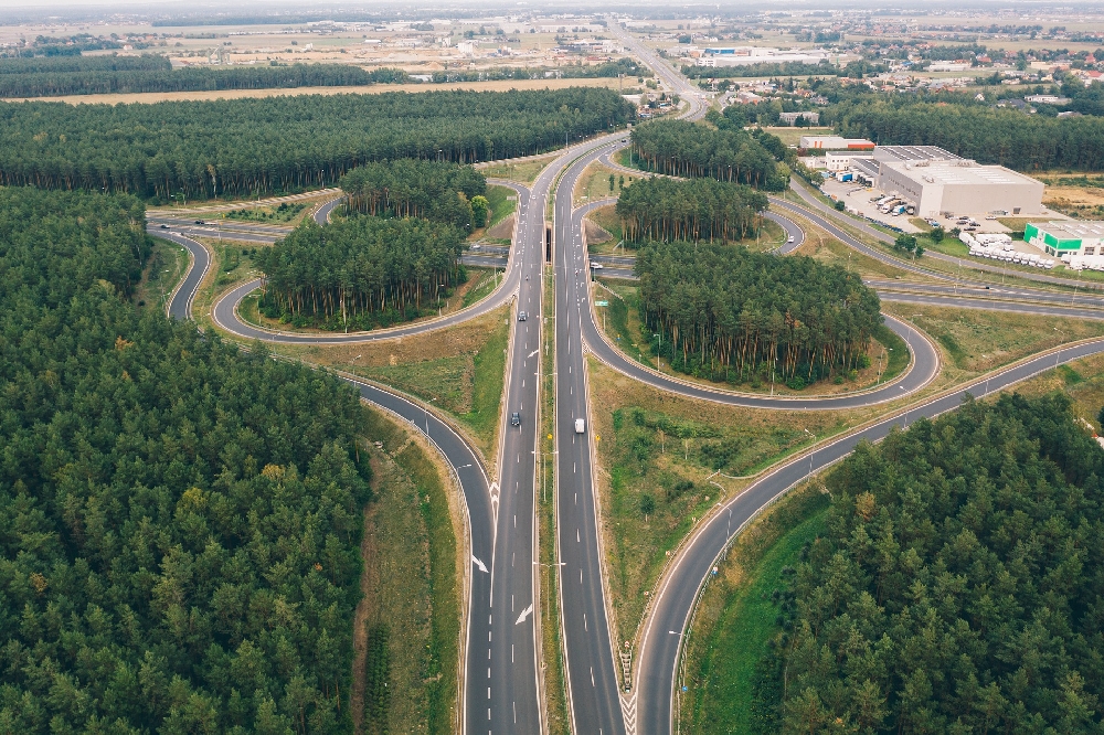 Госавтоинспекции четырех регионов усилят контроль на загородных автодорогах