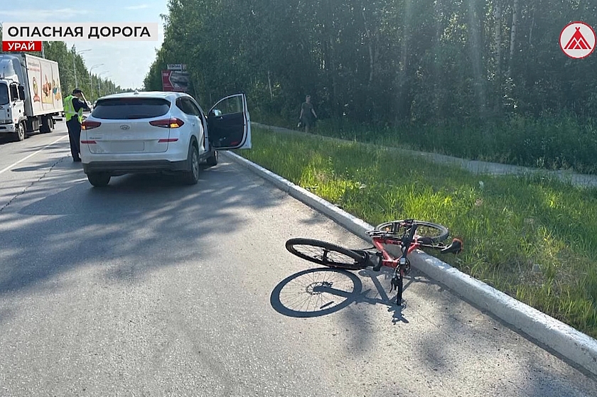 Юная велосипедистка попала под колёса 