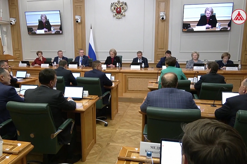 В Совете Федерации прошли Дни Югры