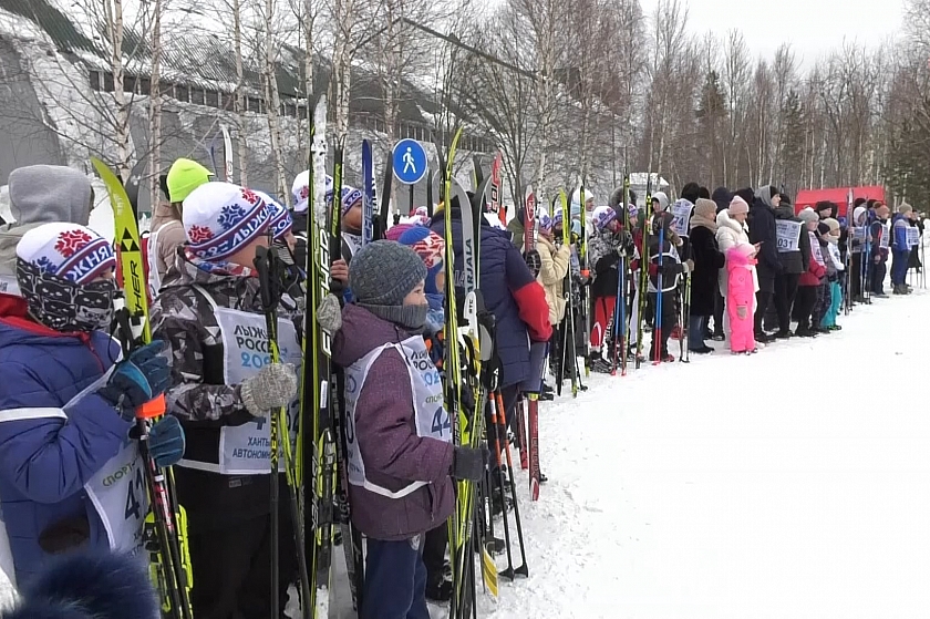 Более 200 лангепасцев приняли участие в массовом забеге «Лыжня России»