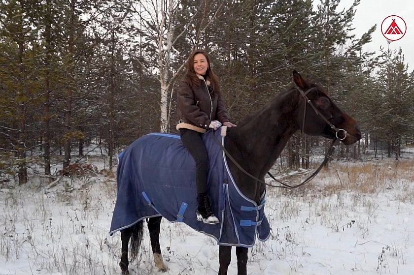 Новогодний розыгрыш «Мандариновая лошадь»