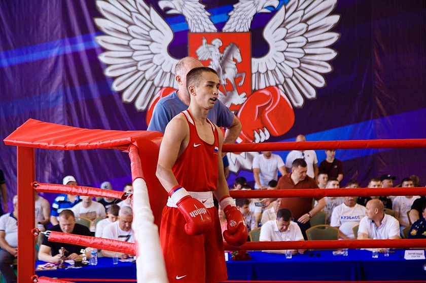 Боксёр из Лангепаса победил на всероссийских соревнованиях