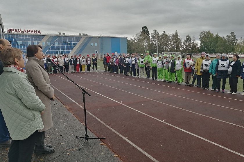 В Урае прошли соревнования по спортивной ходьбе в зачёт городской спартакиады «Ветераны всегда в строю!»