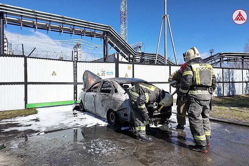 В Покачах сгорел автомобиль