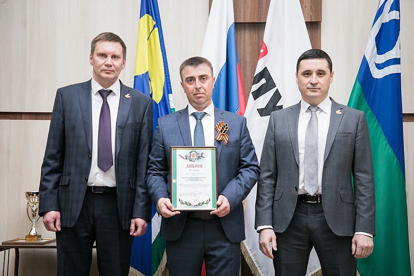 Сотрудники ТПП «Лангепаснефтегаз» удостоены высоких ведомственных и корпоративных наград 