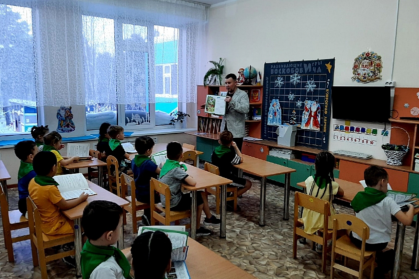 Волонтёры АНО «Наш Когалым» провели урок зоограмотности для воспитанников детсада «Сказка»