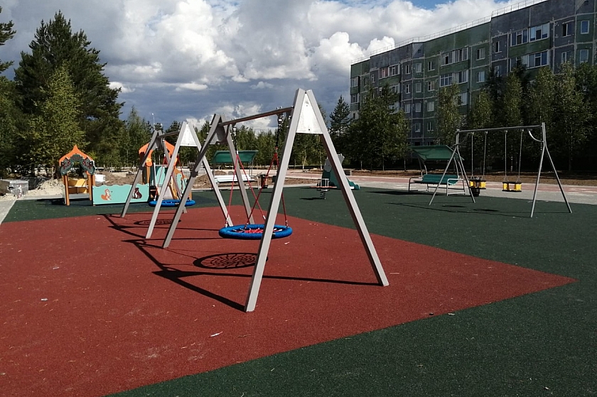 Закончено строительство детской площадки в сквере «Таёжный»
