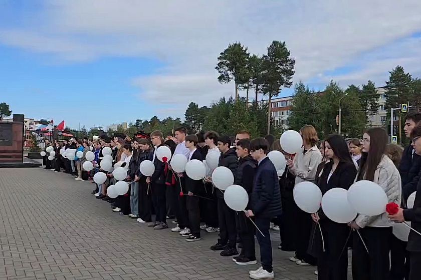 Мир содрогнулся… Митинги памяти жертв Беслана