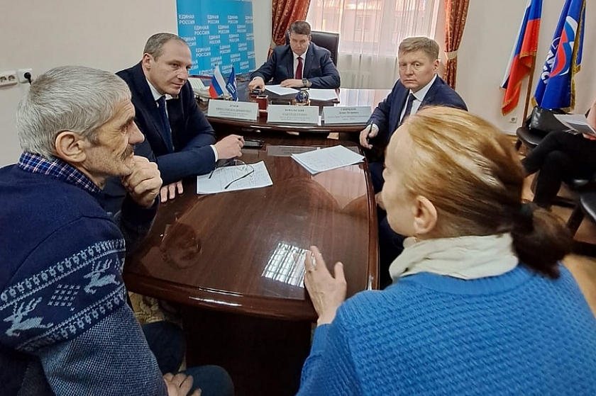 Депутаты Думы Югры провели совместный приём граждан